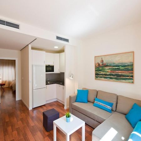 Apartamentos Murallas De Sevilla Bagian luar foto