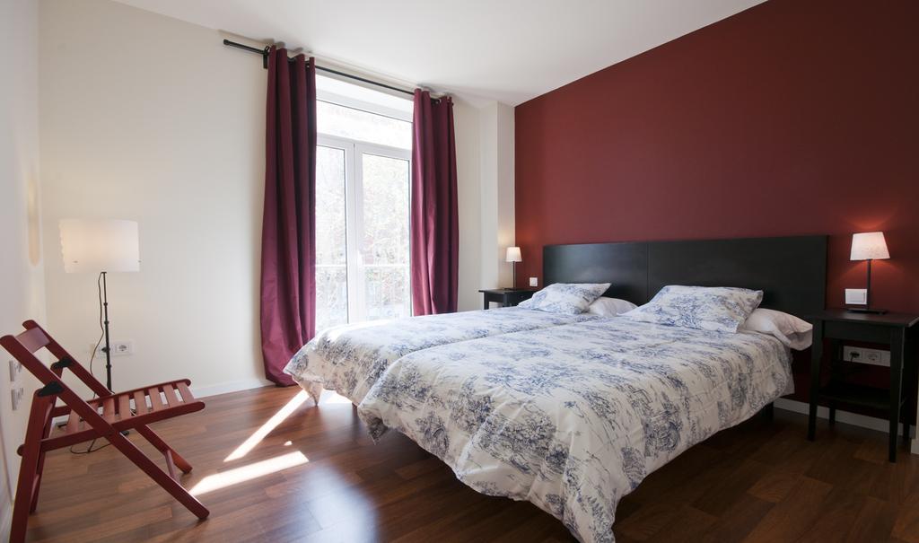 Apartamentos Murallas De Sevilla Ruang foto