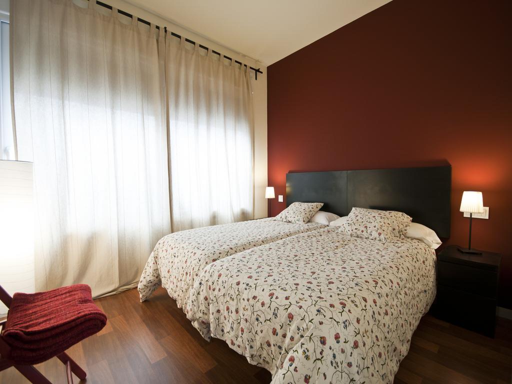 Apartamentos Murallas De Sevilla Ruang foto